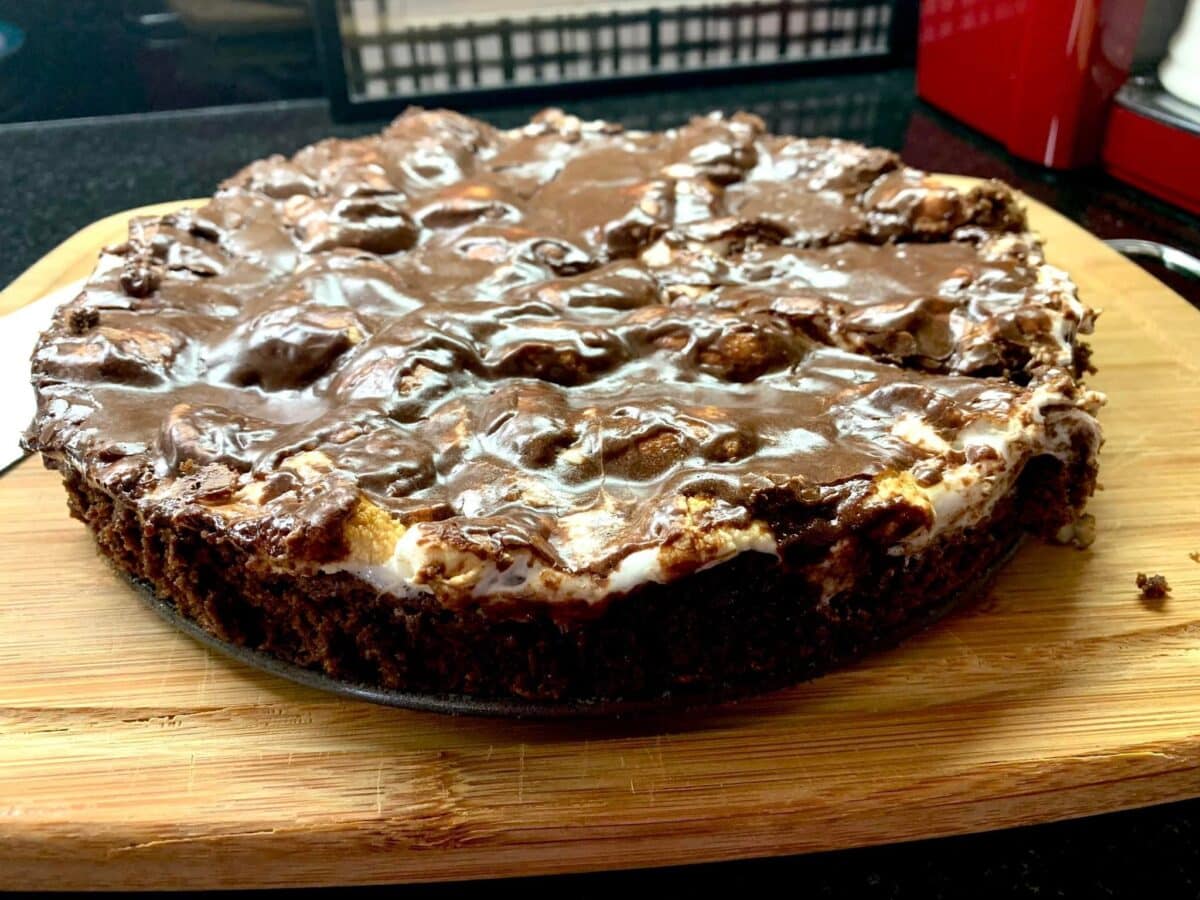 Appalachian Fudge Brownie Pie - The Cook's Cook
